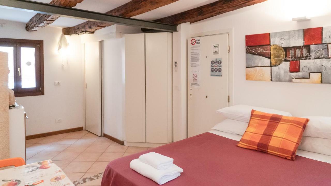 In The Heart Of Biennale Ac Wi-Fi Apartment Venice Ngoại thất bức ảnh